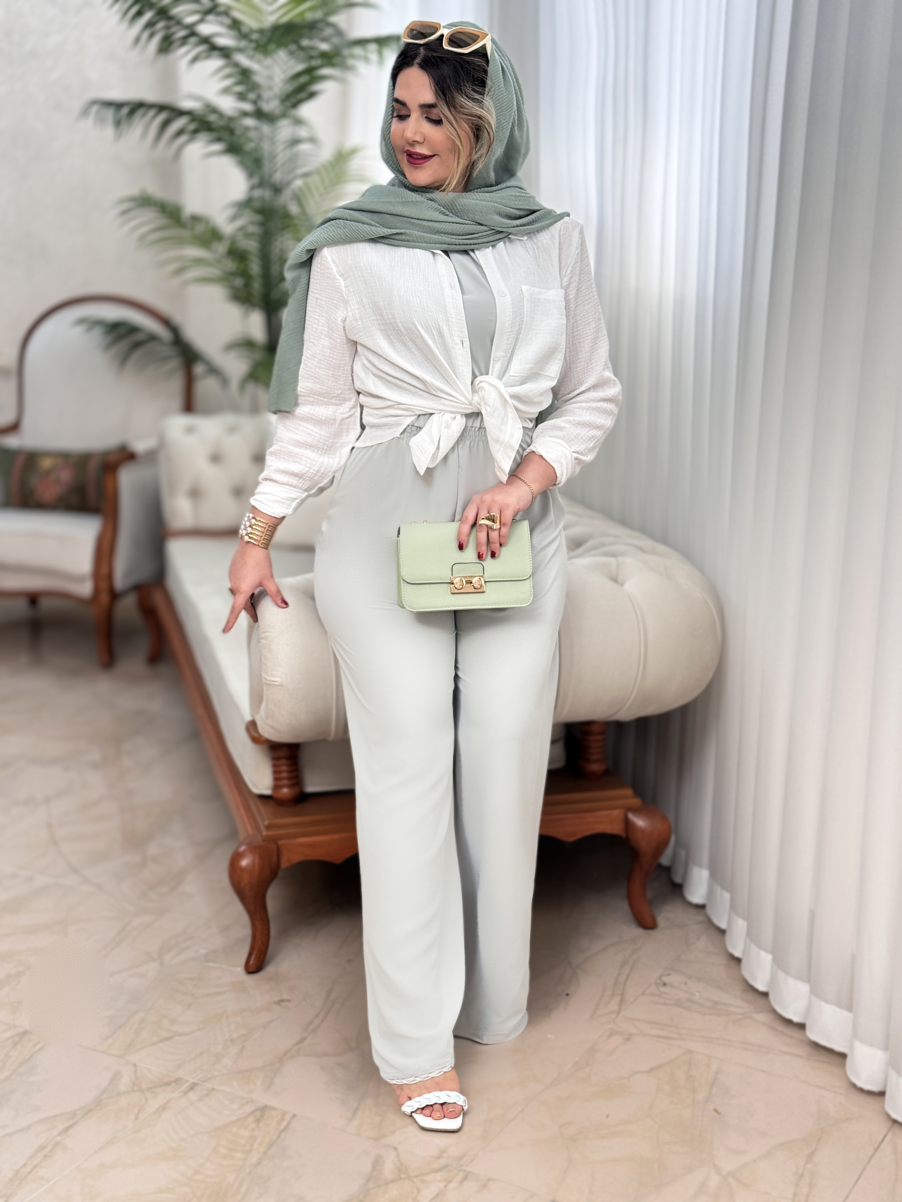 اورال الیزه نیوشا 2084