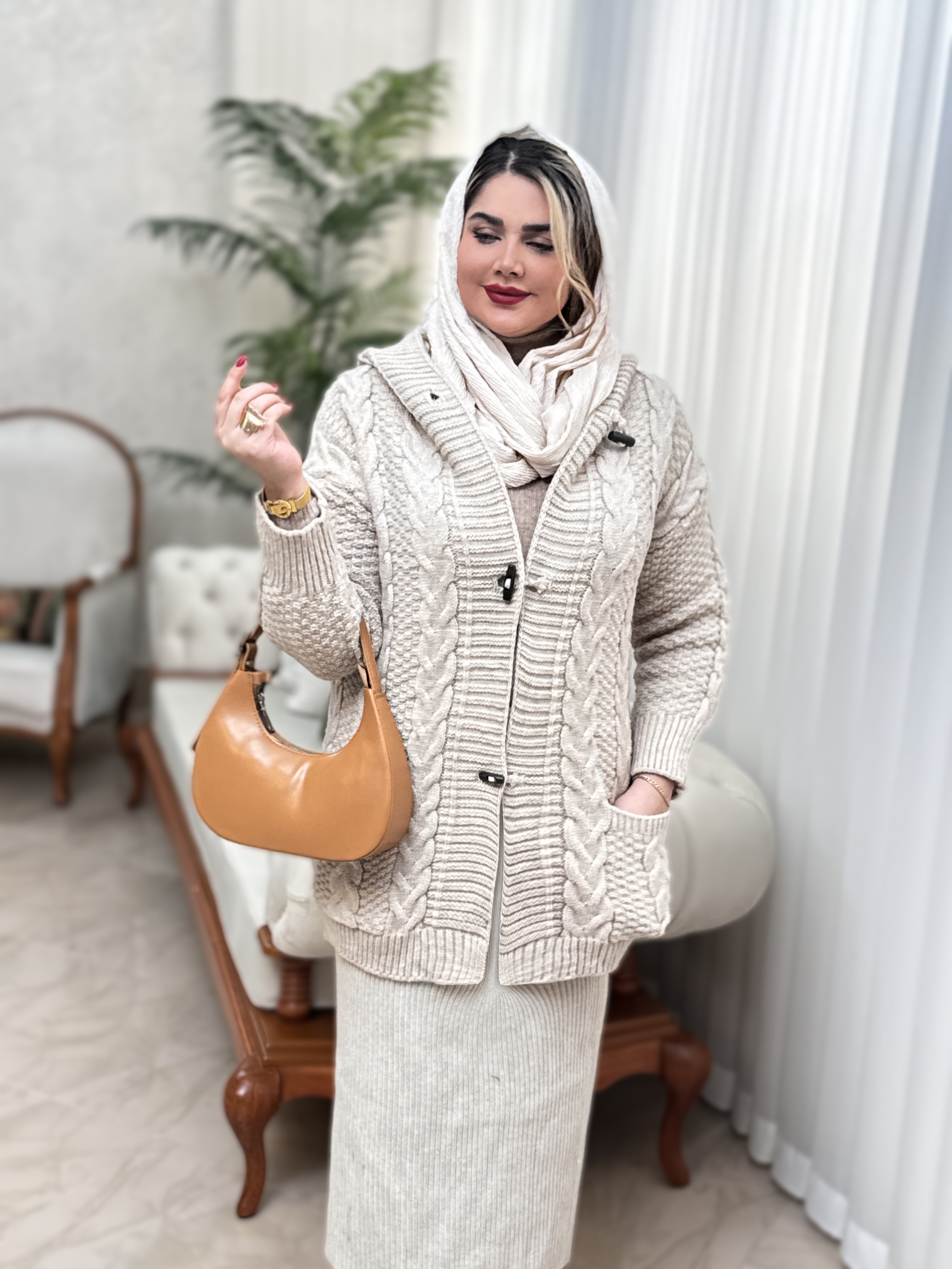 ژاکت وارداتی کلاهدار 2444