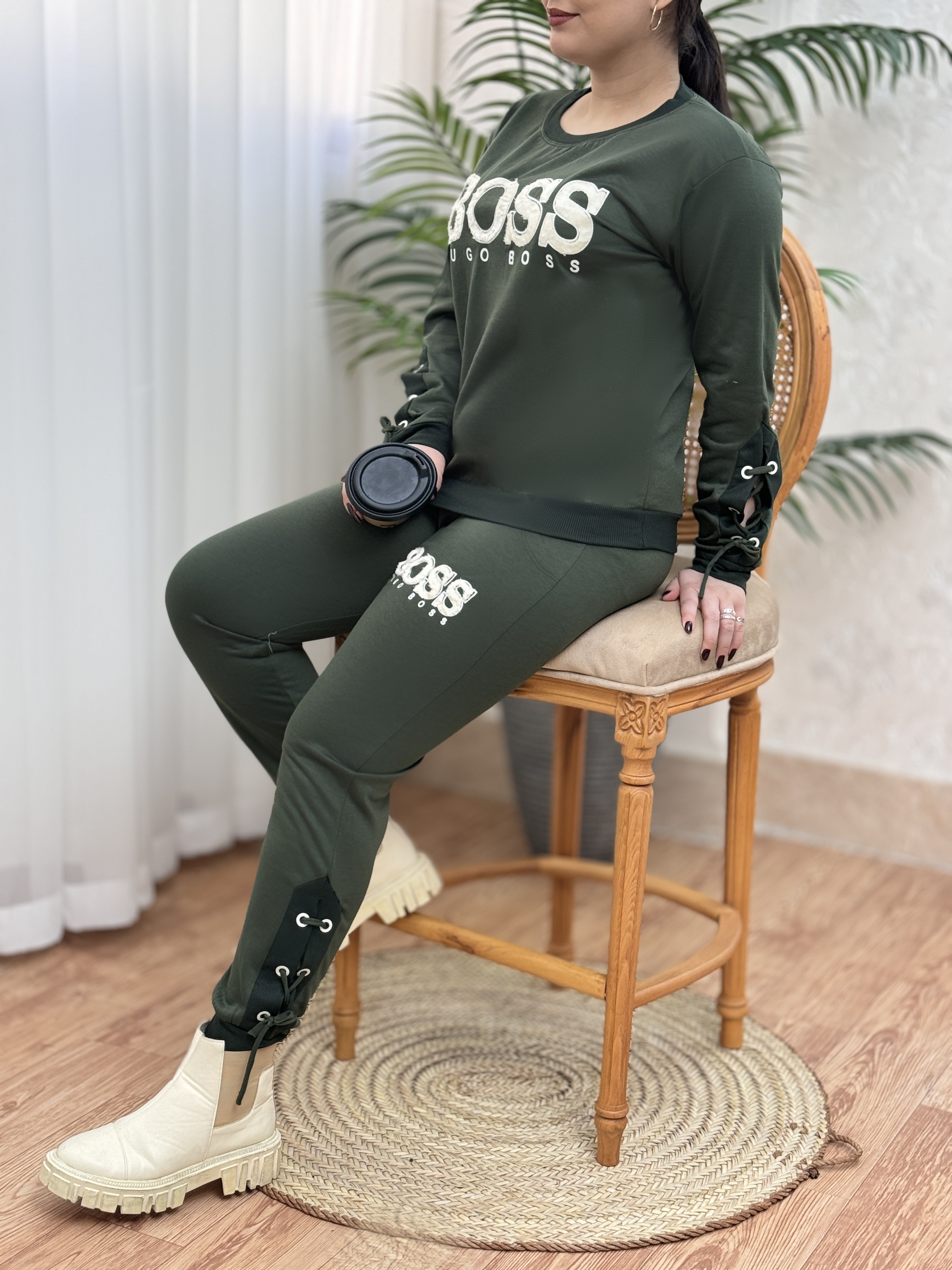 ست دورس Boss