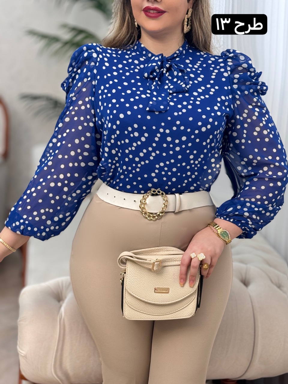 شومیز حریر آستین پف 2705