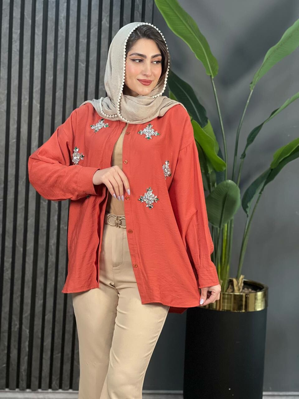 مانتو سنگدوزی سوین کد 1697