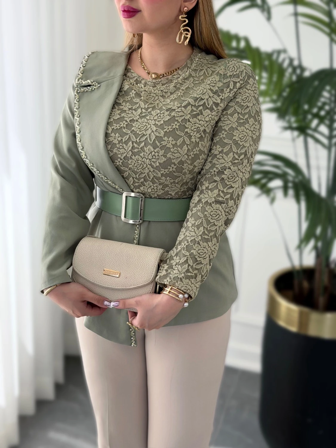 شومیز زنانه دانتل دار مجلسی