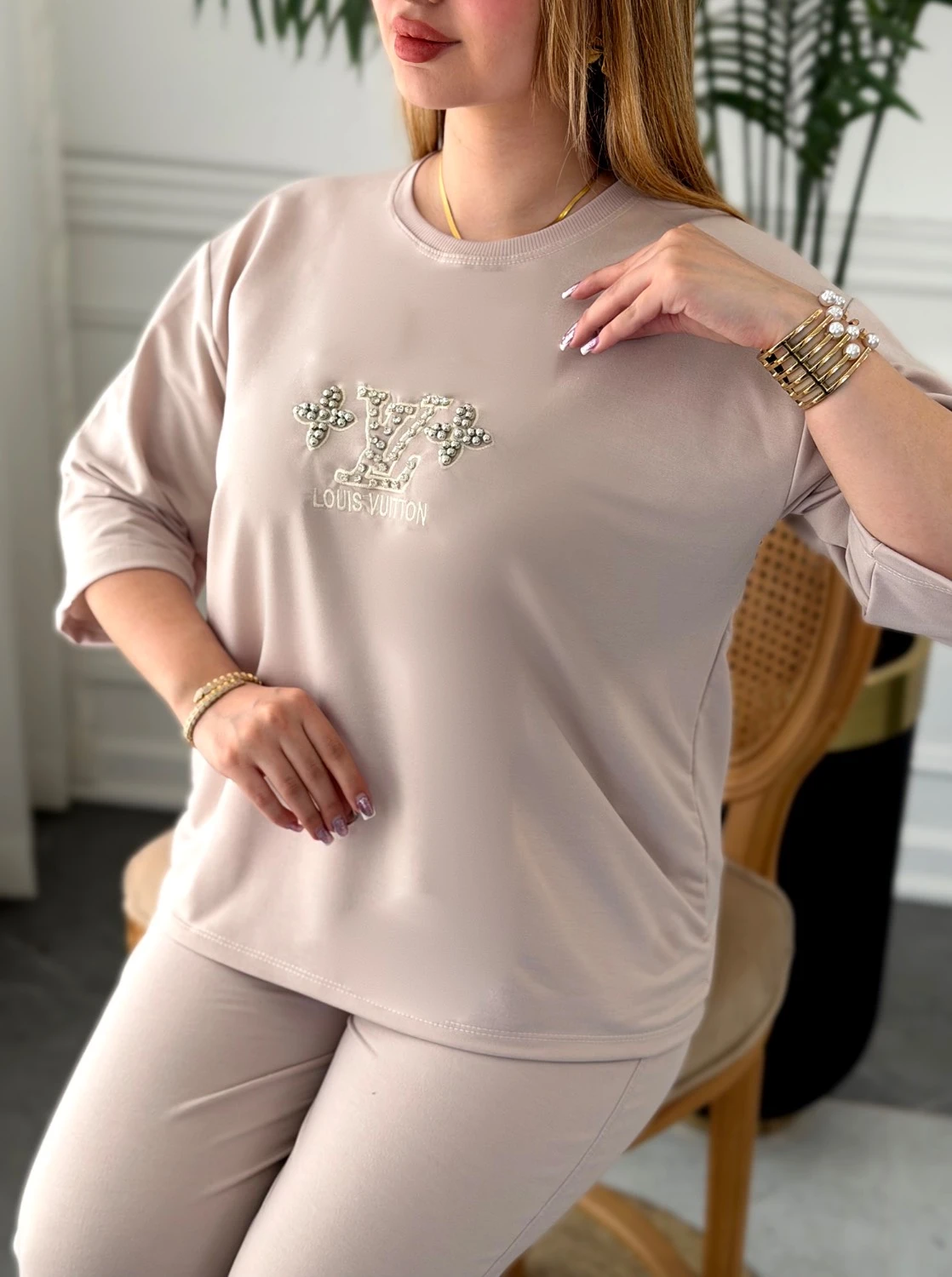 ست تیشرت و شلوار زنانه طرح لویی