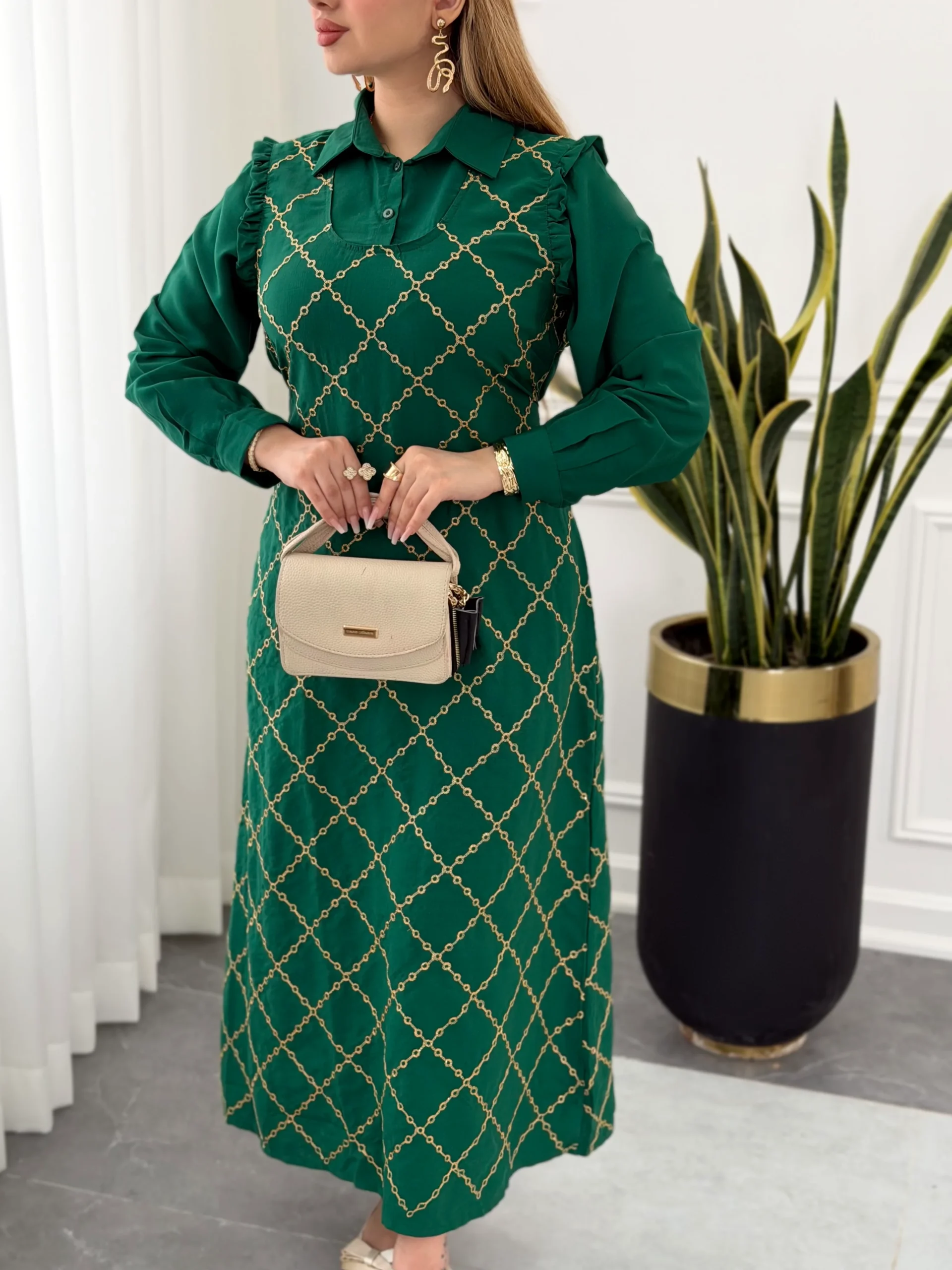 تصویر پیراهن زنانه اسکادا طلاکوب